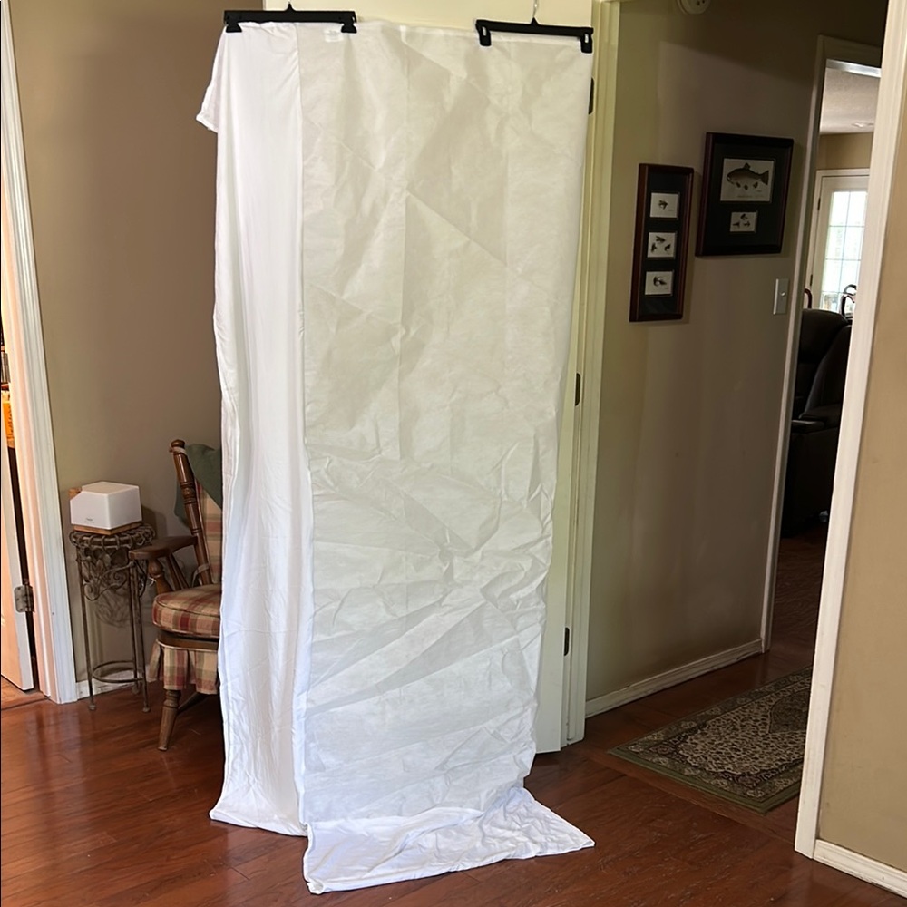 White Bedskirt - Queen - Picture 2 of 8